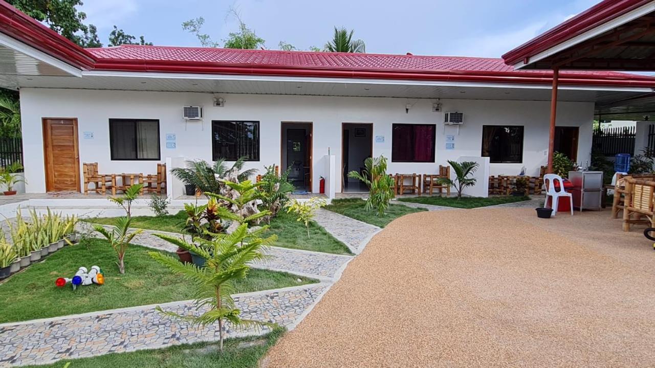 Babas Guesthouse Moalboal Exteriér fotografie